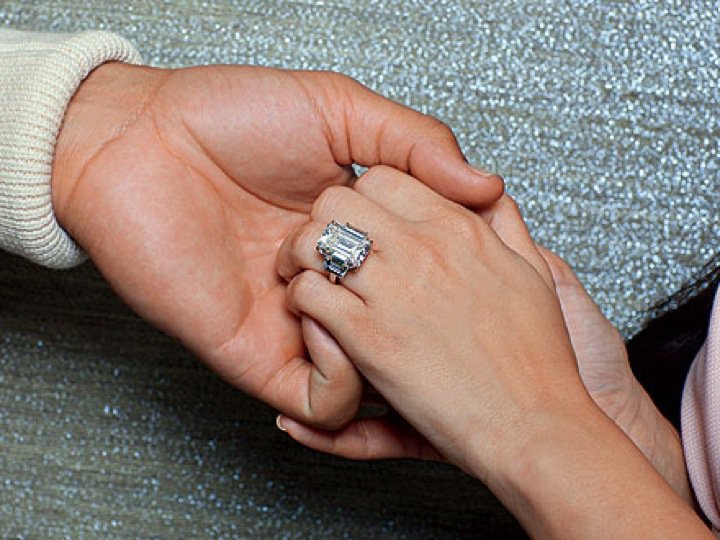 Unique engagement rings for second marriage
